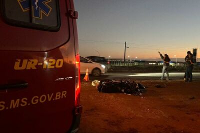 Imagem da notícia Motociclista morre após colisão com ônibus na BR-262 em Ribas do Rio Pardo